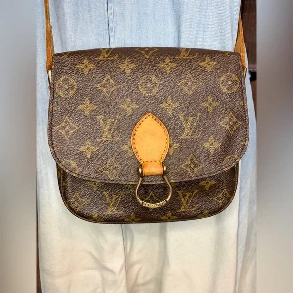 Louis Vuitton Saint Cloud MM Monogram Crossbody Bag St. Cloud - Picture 2 of 15